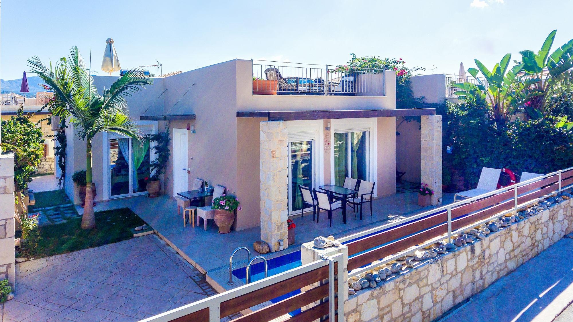 Azure Beach Kissamos Bagian luar foto