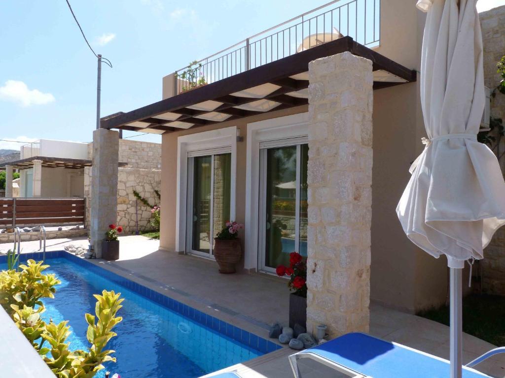 Azure Beach Kissamos Bagian luar foto