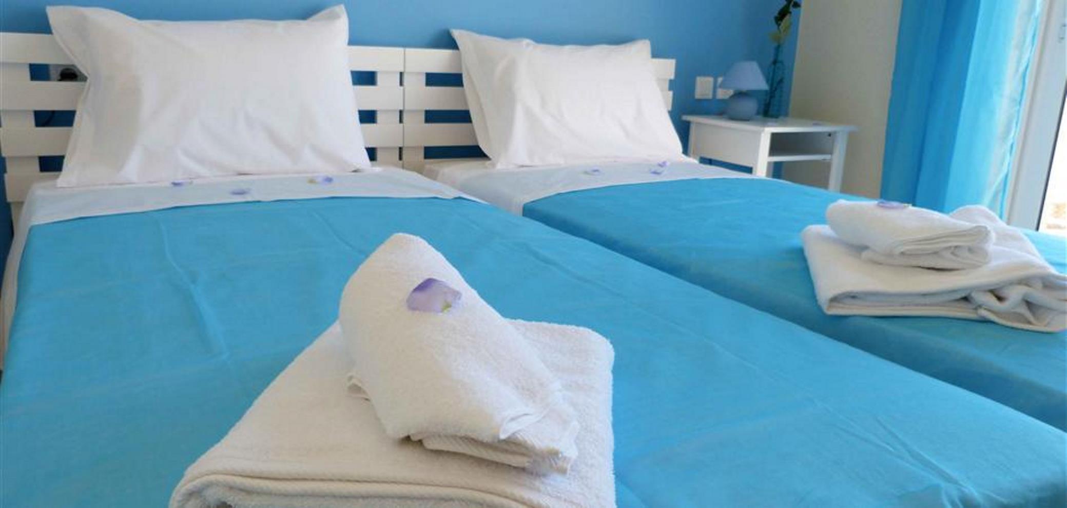 Azure Beach Kissamos Bagian luar foto