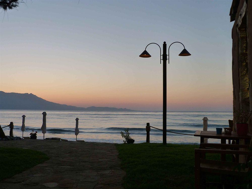 Azure Beach Kissamos Bagian luar foto