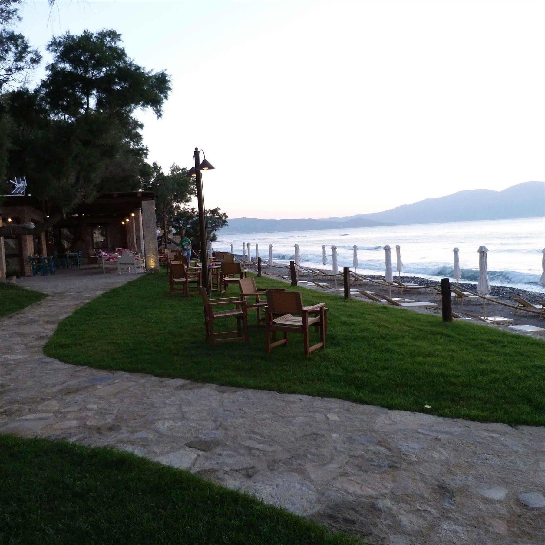 Azure Beach Kissamos Bagian luar foto